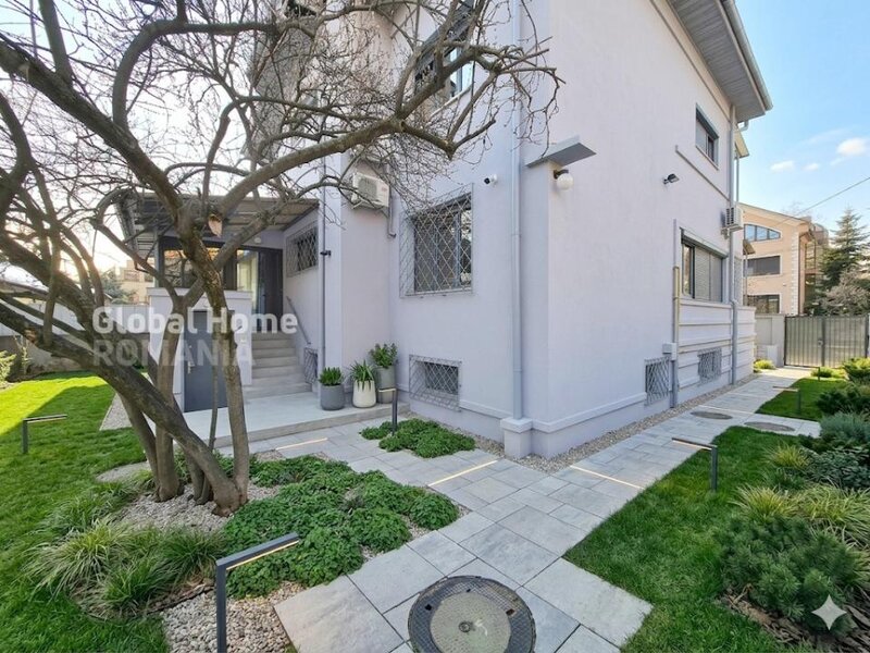 1 Mai Interbelic Art Deco Villa 440 sqm + Land 566 sqm Zona Domenii - Casin