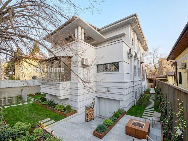 1 Mai Interbelic Art Deco Villa 440 sqm + Land 566 sqm Zona Domenii - Casin