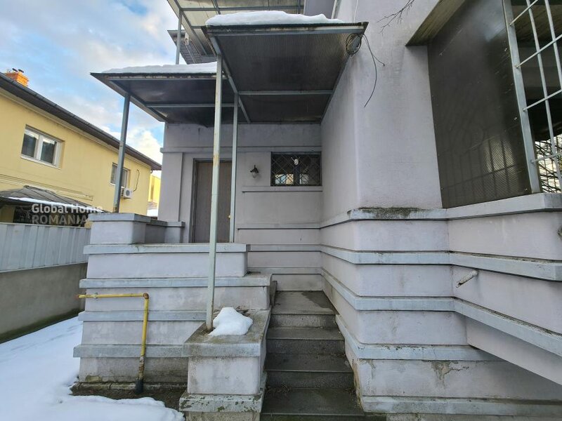 1 Mai Interbelic Art Deco Villa 440 sqm + Land 566 sqm Zona Domenii - Casin